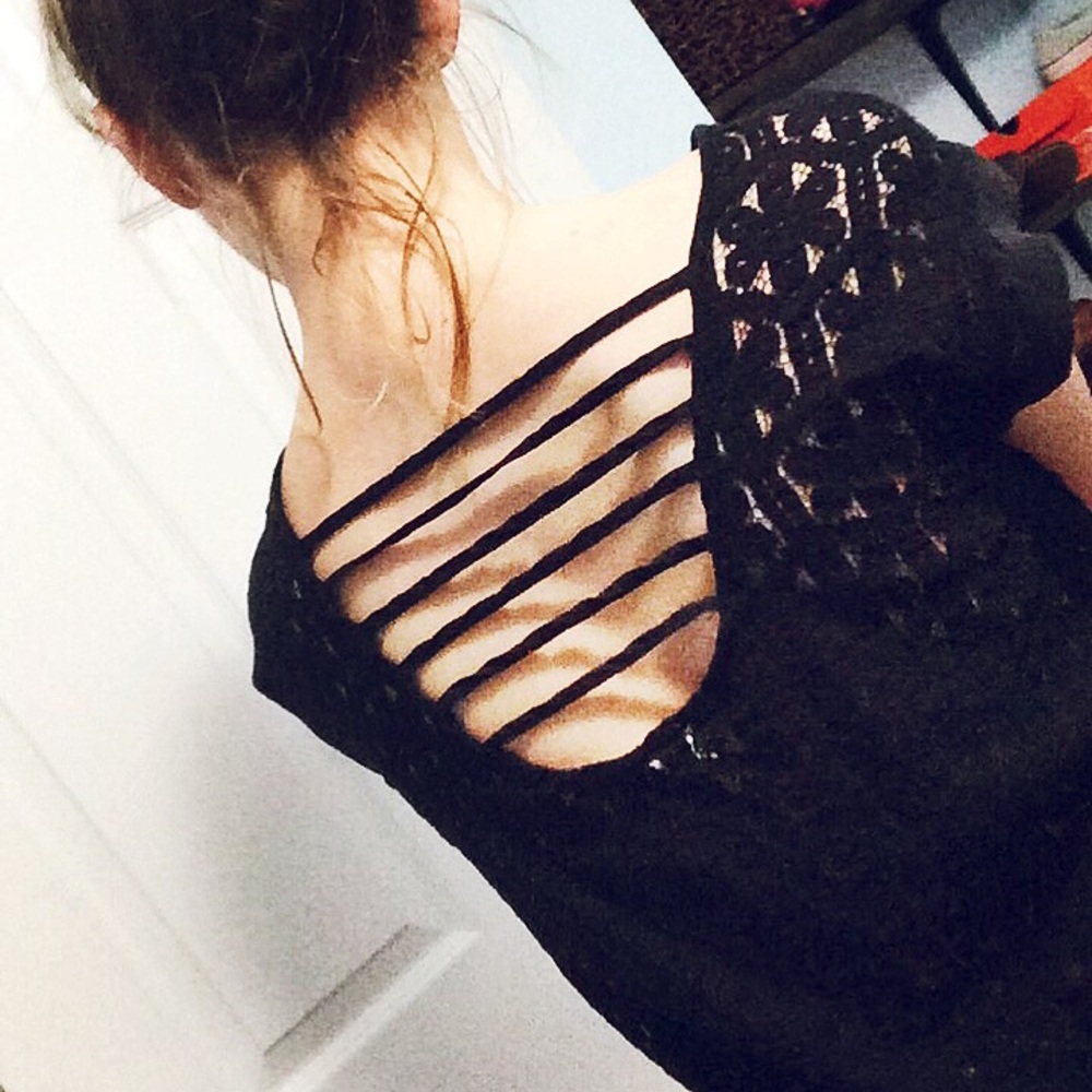 Boutique Lace Detail Top 🗝