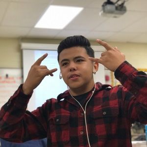 Meet your Posher, Raymond