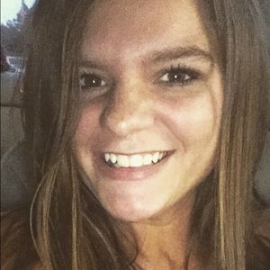 Meet your Posher, Savannah