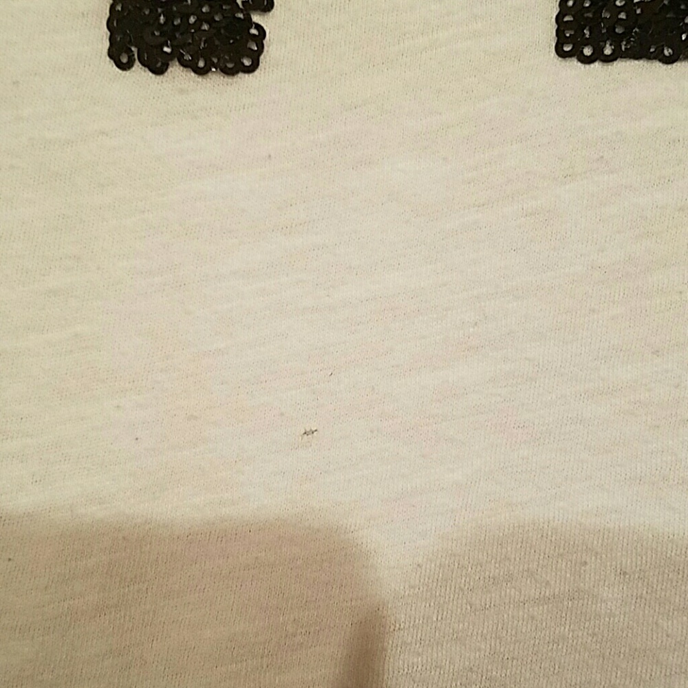 VS pink sequined shirt - Picture 2 of 4
