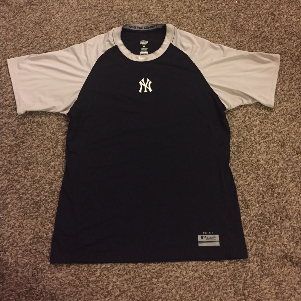 MENS BLACK NIKE DRI-FIT FITTED PRO-COMBAT SHIRT