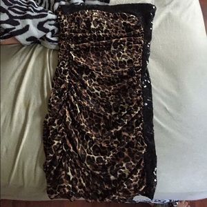 Cheetah Tight strapless dress