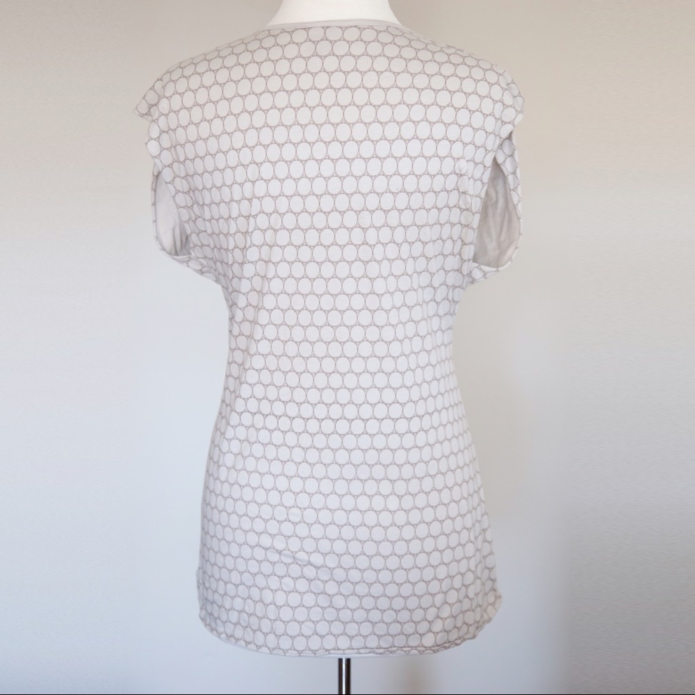 Language, Deep V-Neck Top - Picture 4 of 5