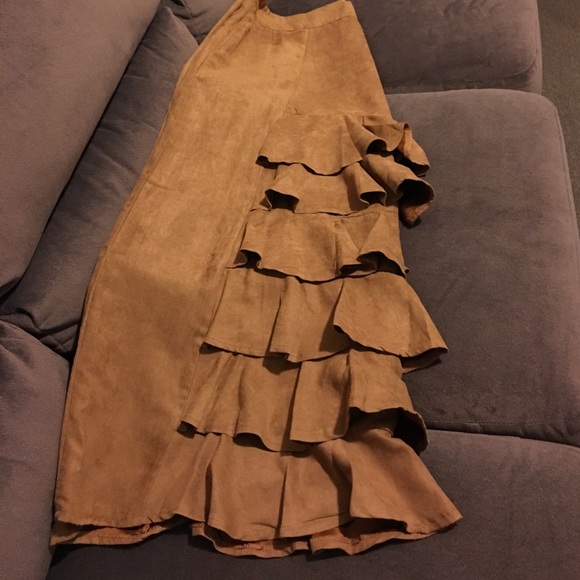 Faux suede skirt - Picture 3 of 4