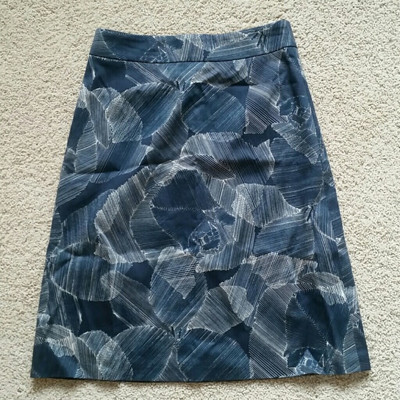 SOLD VICTYNA PRINT SLIM A LINE SKIRT US 4 - Picture 4 of 8