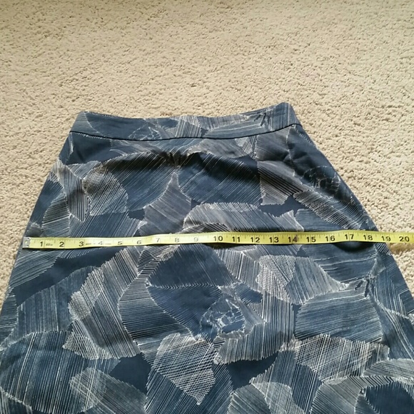 SOLD VICTYNA PRINT SLIM A LINE SKIRT US 4 - Picture 7 of 8