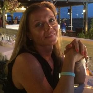 Meet your Posher, Sylvia