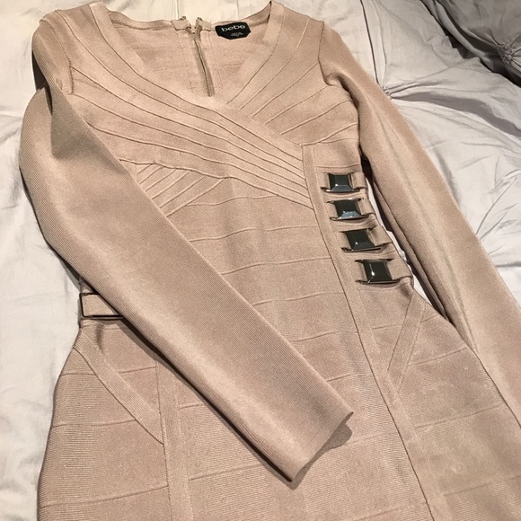 Dress - Picture 3 of 3