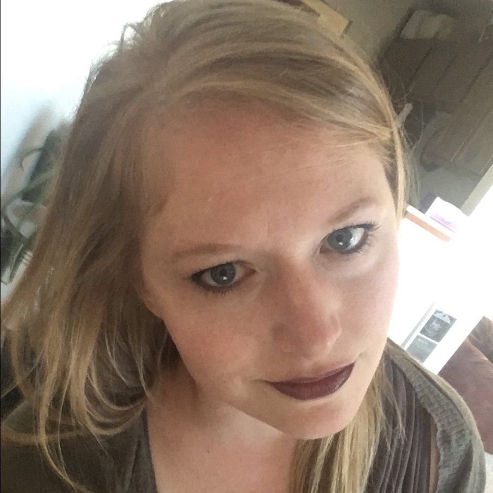 Meet your Posher, Karen