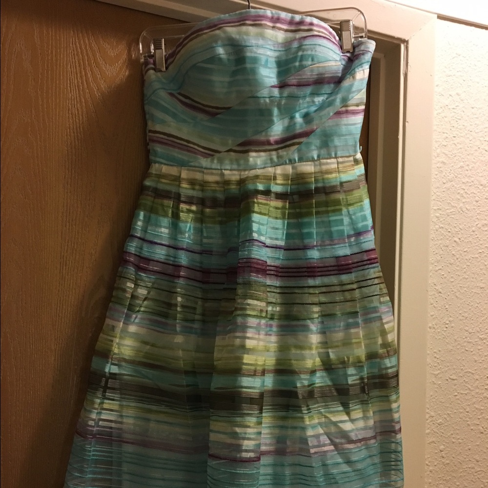 Strapless dress