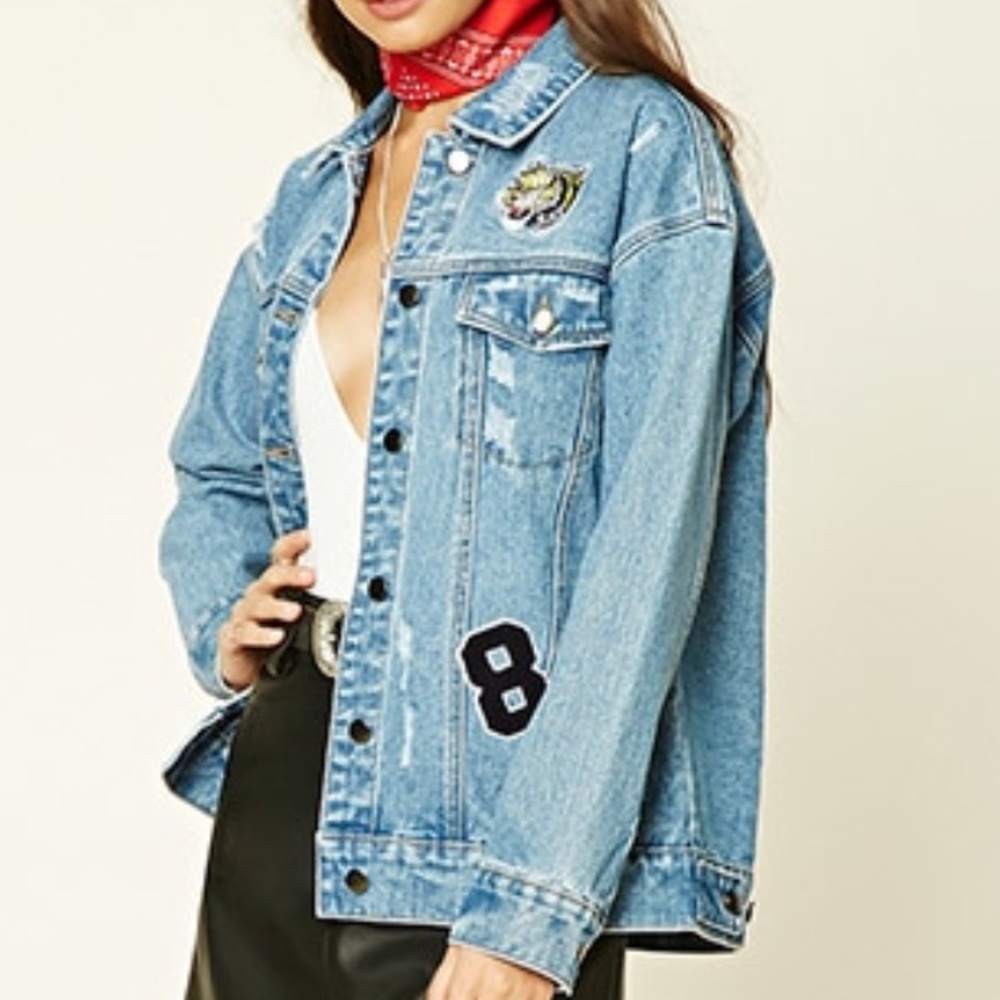 Jeans jacket with patches