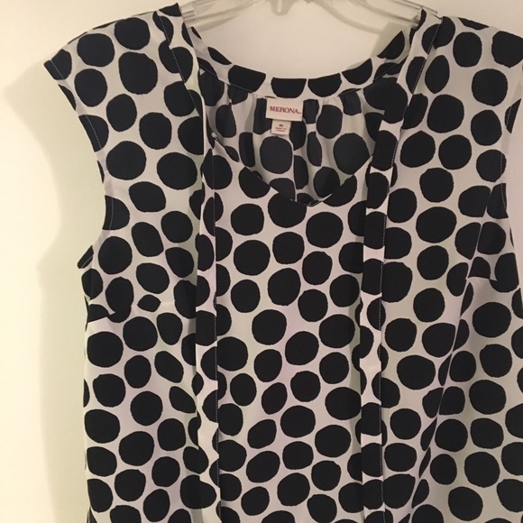 Cap sleeve shirt - Picture 2 of 2