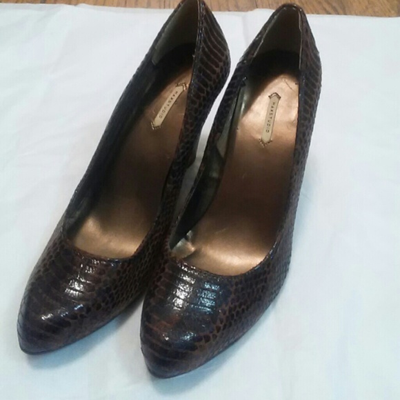 You are here Shop for Winter Sale Shoes Outlet Online by Max Studio. FREE standard shipping on all orders!