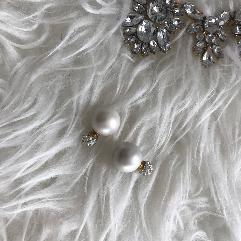 Pearl DoubleSided Stud Earring (bundle this item)