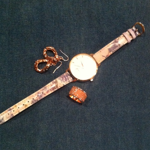 Watch - Picture 2 of 2