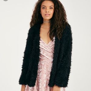 black faux fur jacket 🖤
