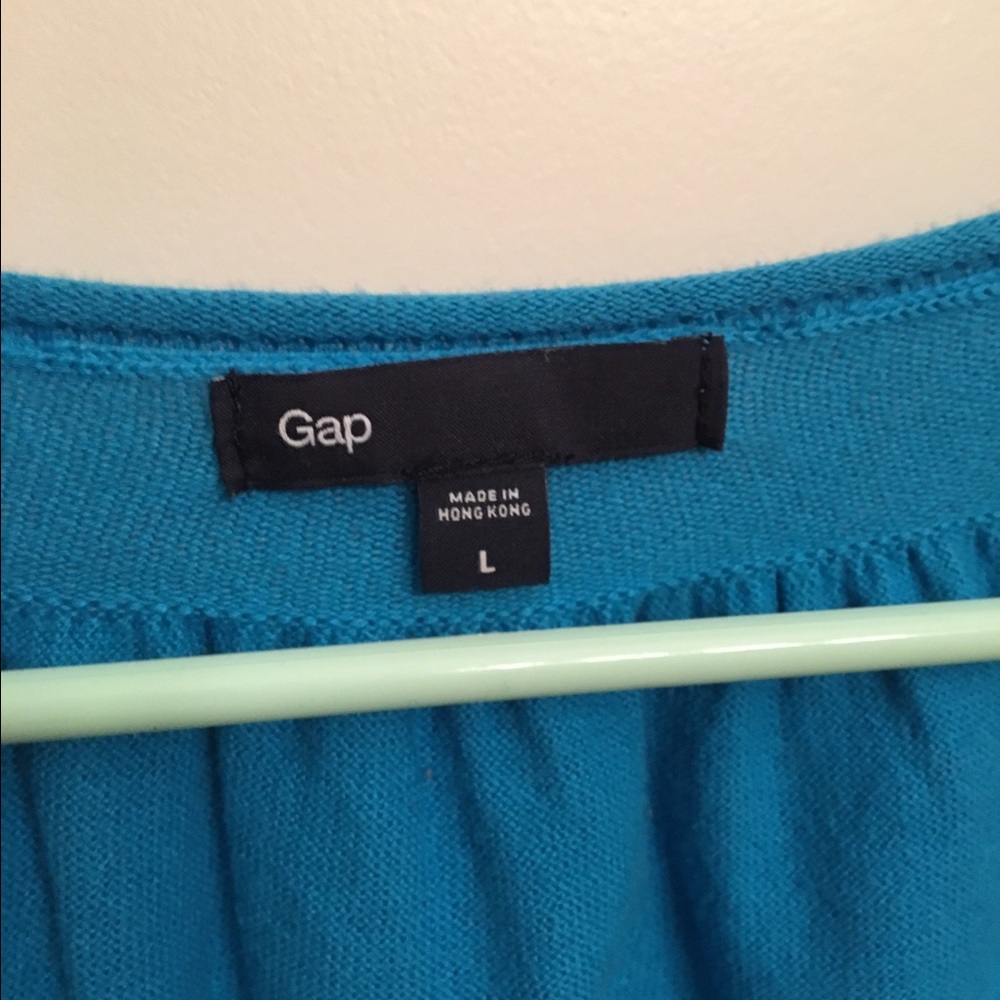 Light weight sweater - Picture 2 of 2