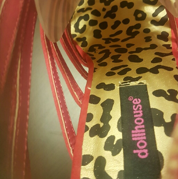 Snakeskin Reverse Stilettos - Picture 2 of 4