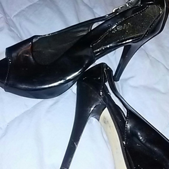 *5/$10 6 wet seal patent leather heels - Picture 2 of 3