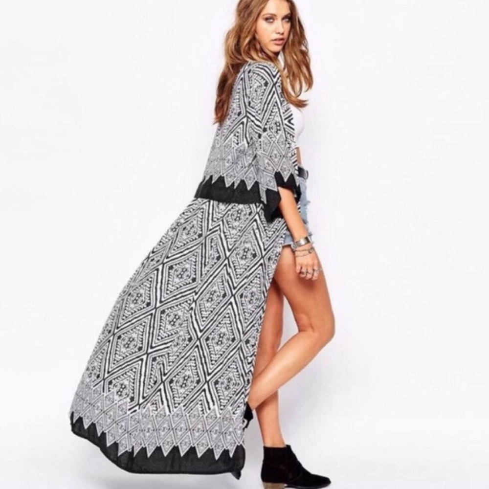 🌿Restocked🌿 Long Boho Kimono Chiffon Duster - Picture 2 of 7