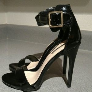 Forever 21 strappy heels