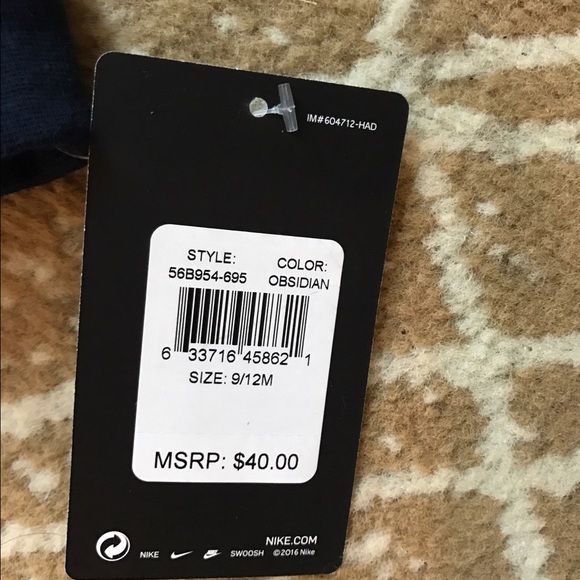 Baby Nike! - Picture 4 of 4