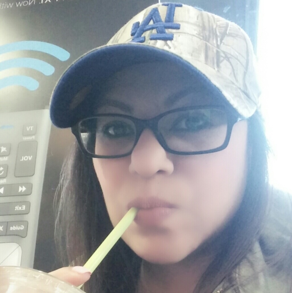 Meet your Posher, Pamela