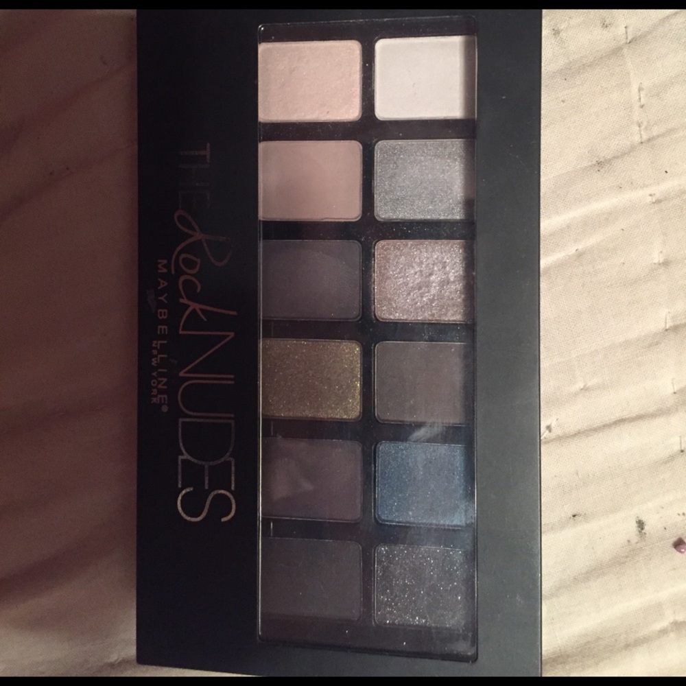 Maybelline The Rock Nudes palette