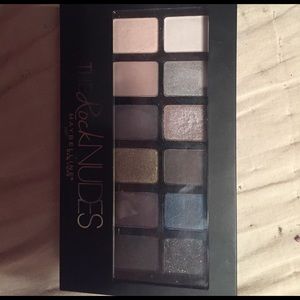 Maybelline The Rock Nudes palette