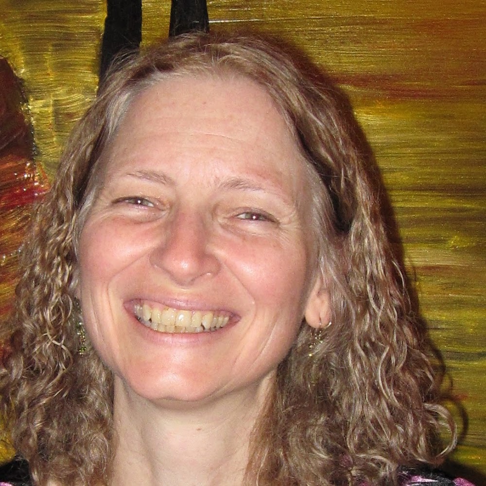 Meet your Posher, Laura