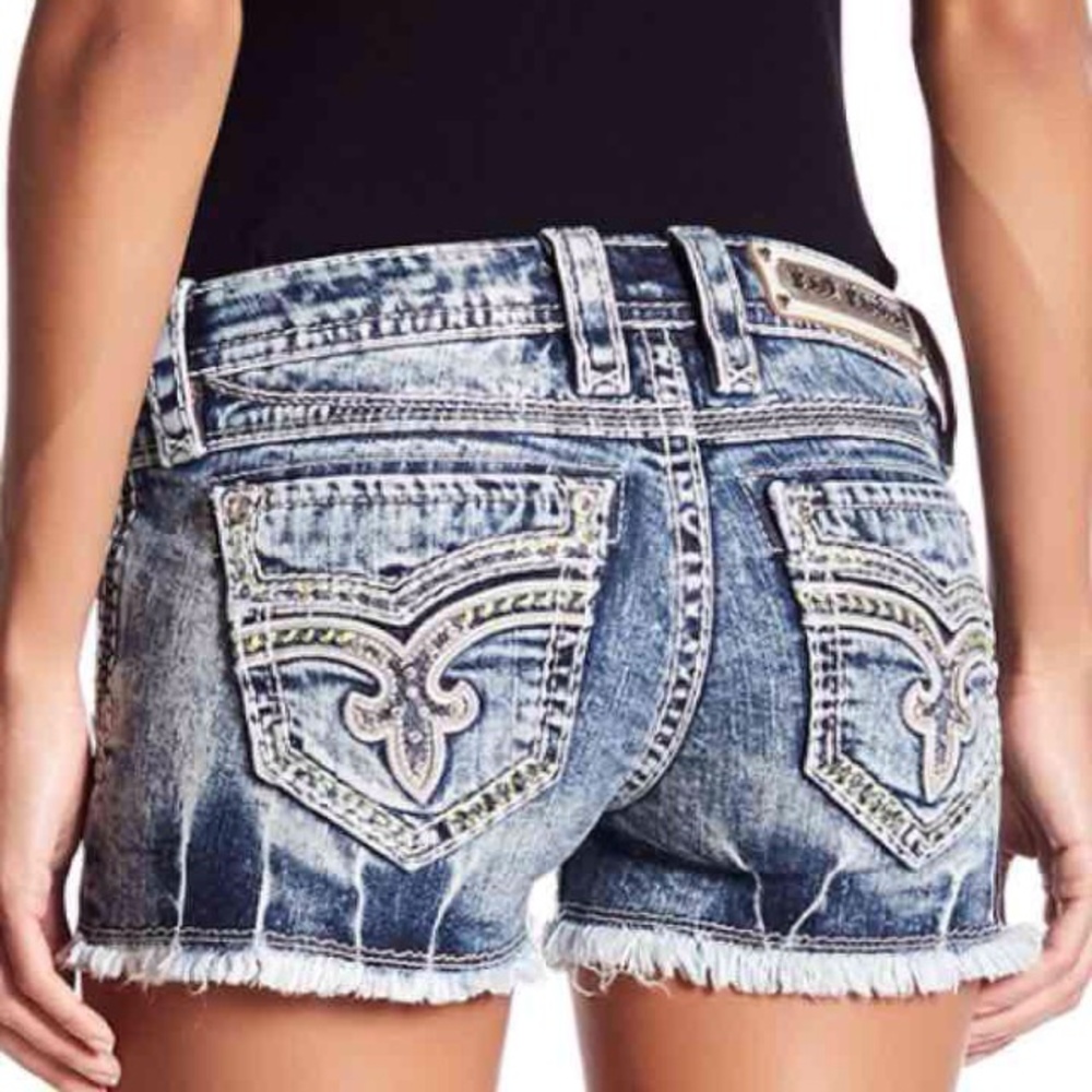 SZ 30 ROCK REVIVAL JEAN SHORTS NWT IN A BAG!!!