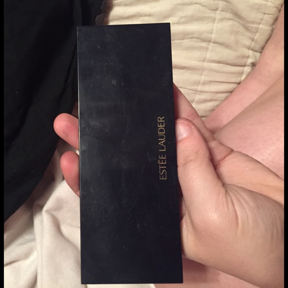 Estée Lauder eye shadow palette