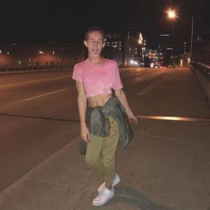 Meet your Posher, Preston