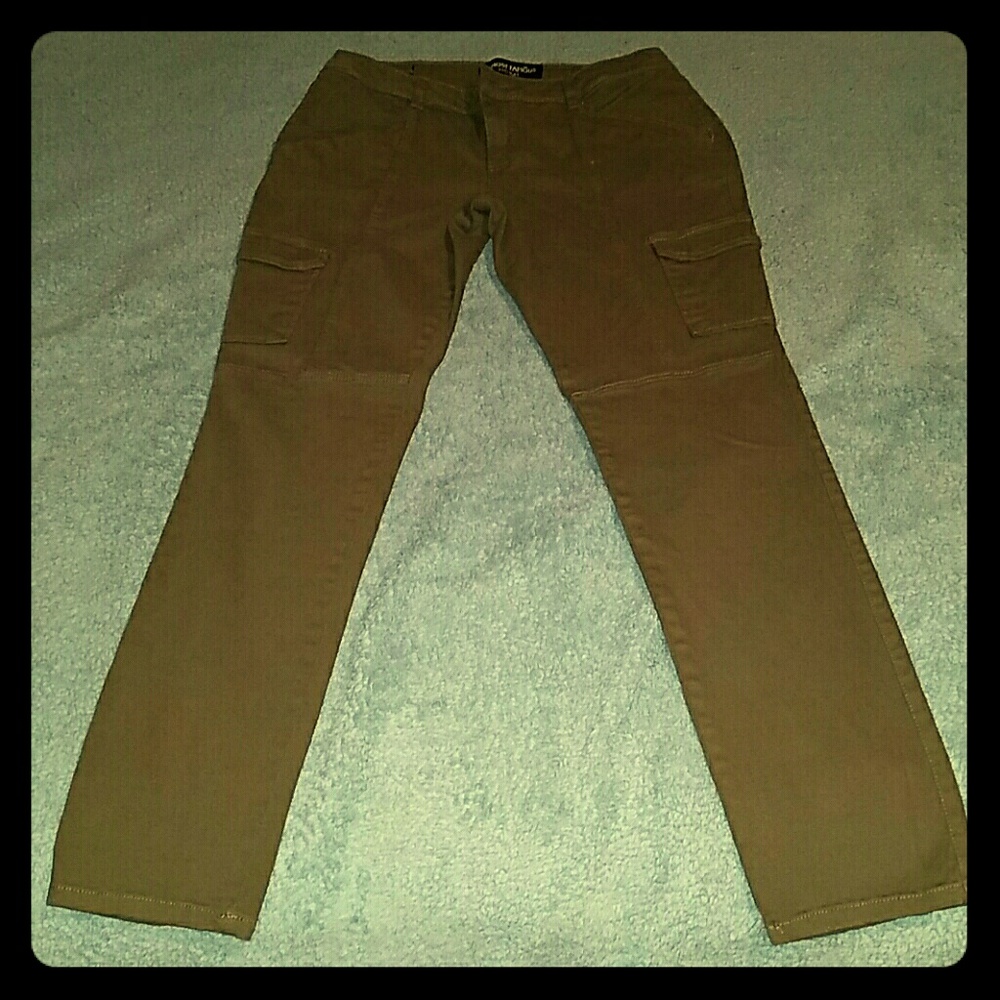 Almost Famous Olive green Cargo Skinny *FINAL*