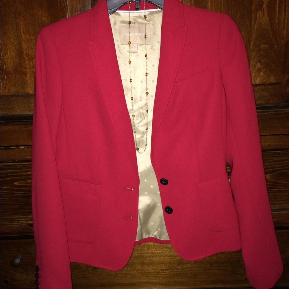 Lovely deep red Banana Republic NEW blazer!❤️