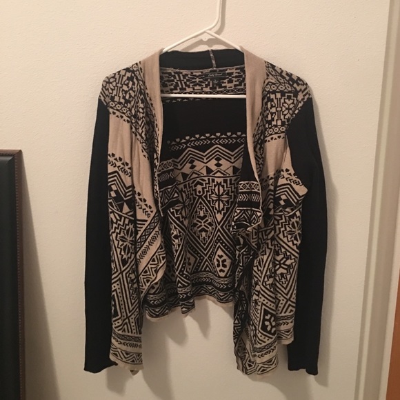 Lucky brand cardigan🍀 - Picture 1 of 4