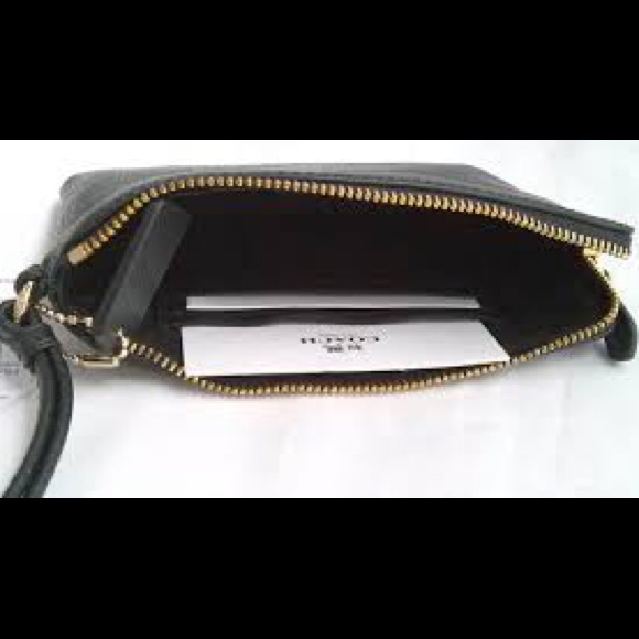 COACH Crossgrain black Leather Corner Zip Wristlet - Picture 4 of 4