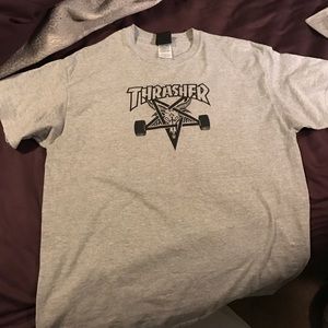 Thrasher t-shirt