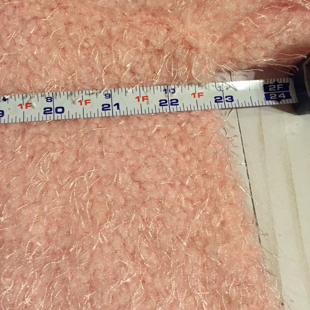 Plus sizes very light weight sweaters🎀 - Picture 3 of 3