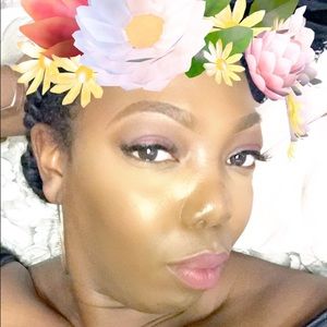 Meet your Posher, Althea