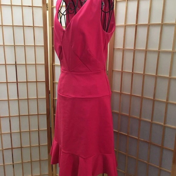 New size 2 Jennifer Lopez pink dres - Picture 2 of 3