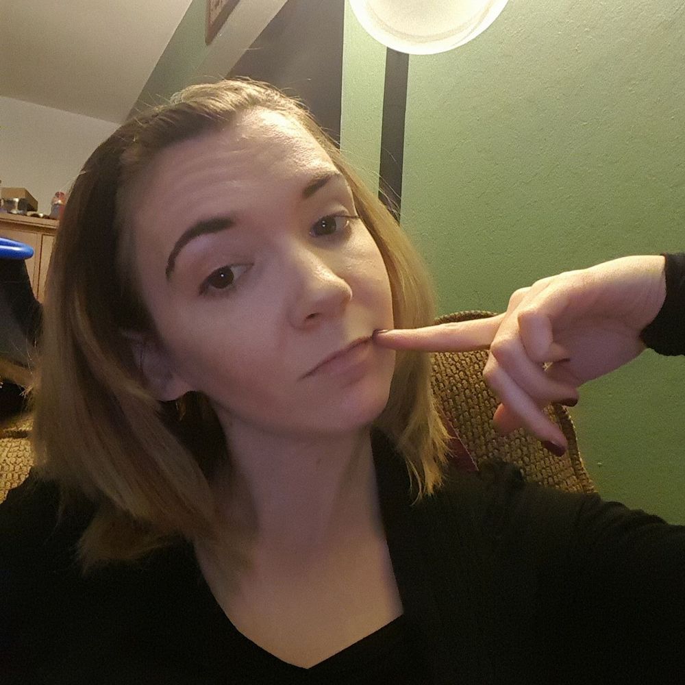 Meet your Posher, Adrianna