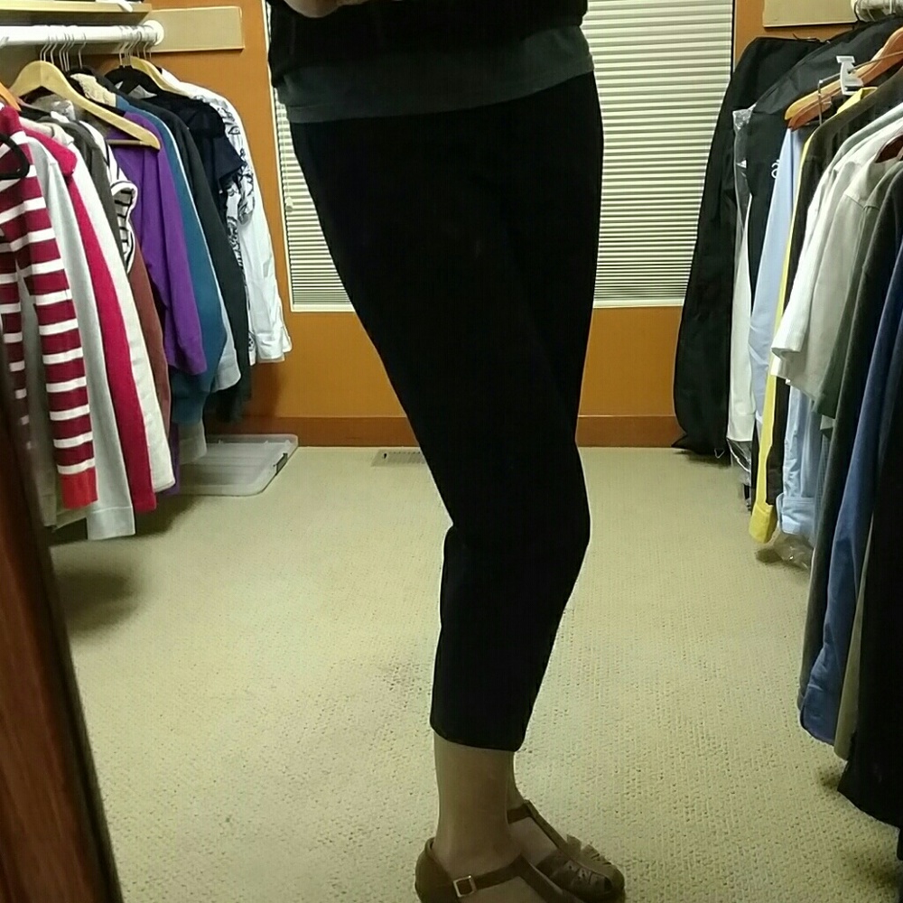 Ann Taylor Factory Navy Blue Cropped Cotton Pants
