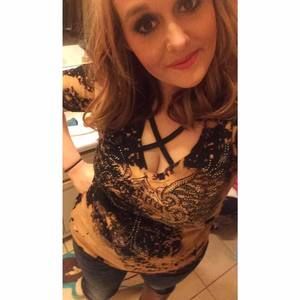 Meet your Posher, Connie