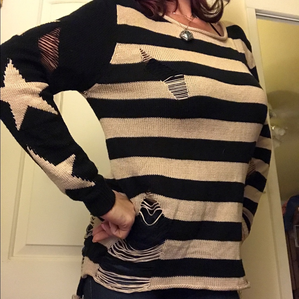 Love tree distressed striped sweater!