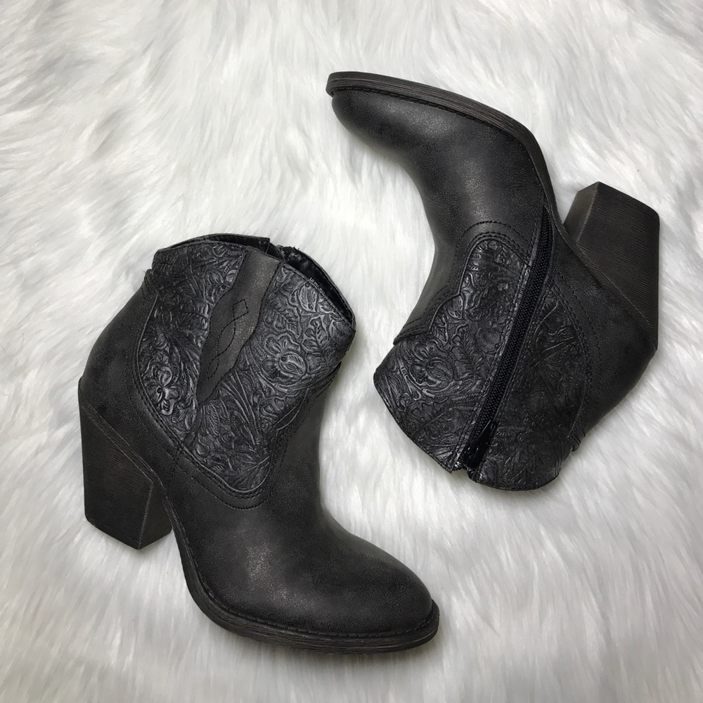 NIB Cowgirl Metallic Charcoal Western Booties - Picture 4 of 7