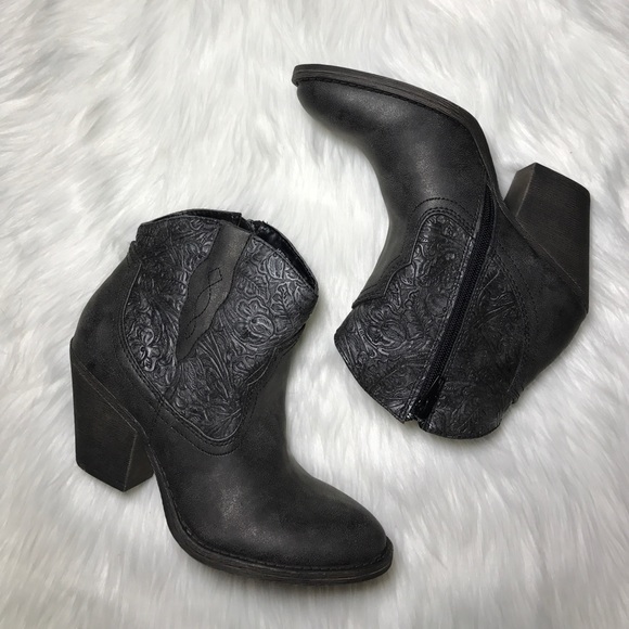 NIB Cowgirl Metallic Charcoal Western Booties - Picture 4 of 7