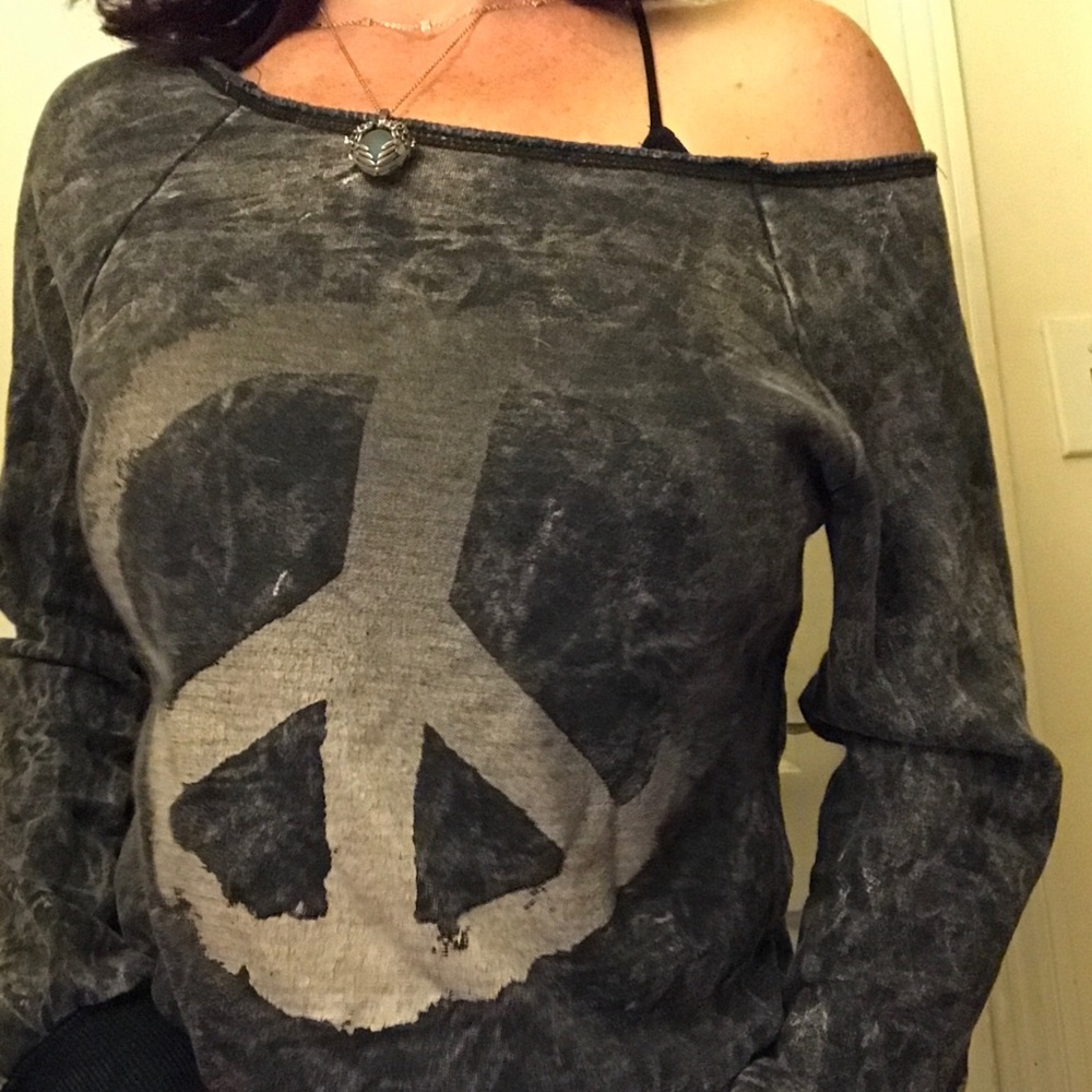 Off the shoulder peace sweater!