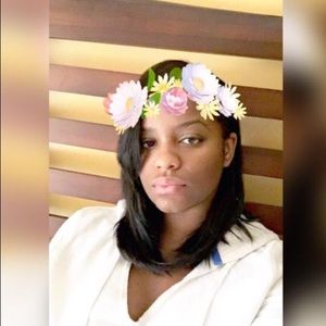 Meet your Posher, Yanique