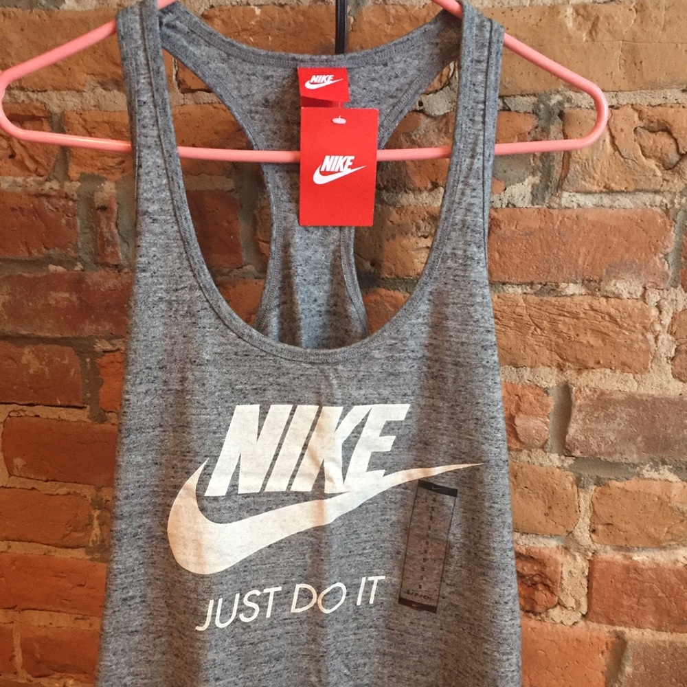 Women's Nike Just Do It Tank New With Tags, unworn